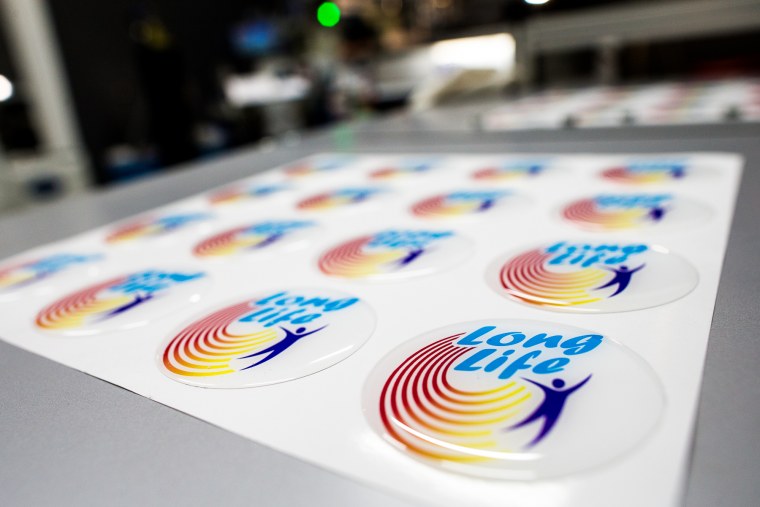 Широкоформатная печать наклеек