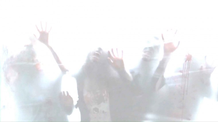 Отпечаток руки на стекле