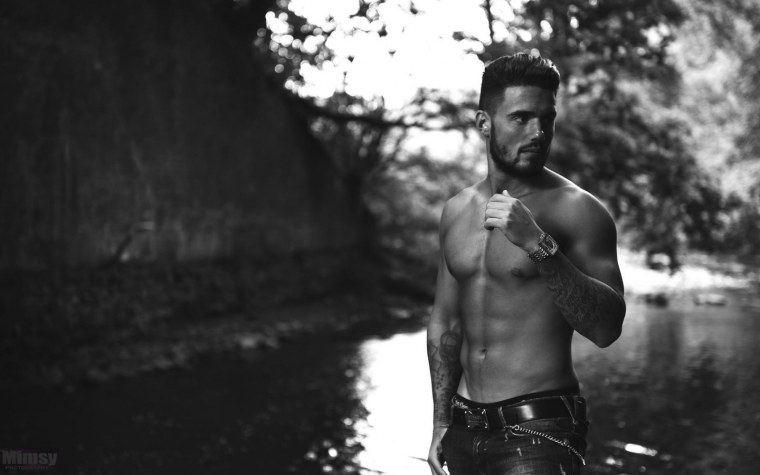 Брутальный мужчина