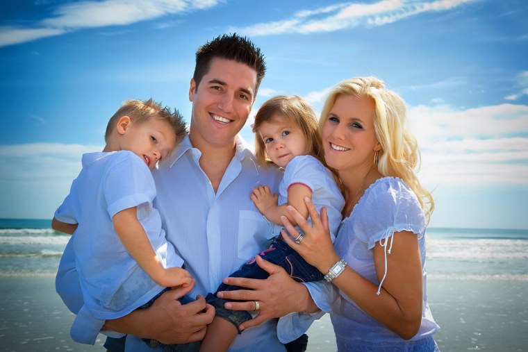 Счастливые дети и животные