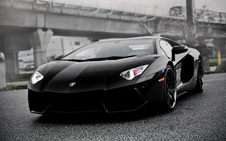 Lamborghini Aventador Black