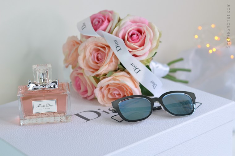 Обои диор украшения