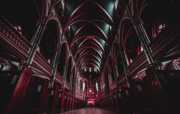 Красные губы Эстетика