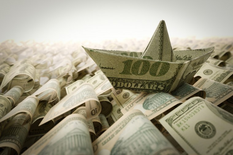 Река из денег