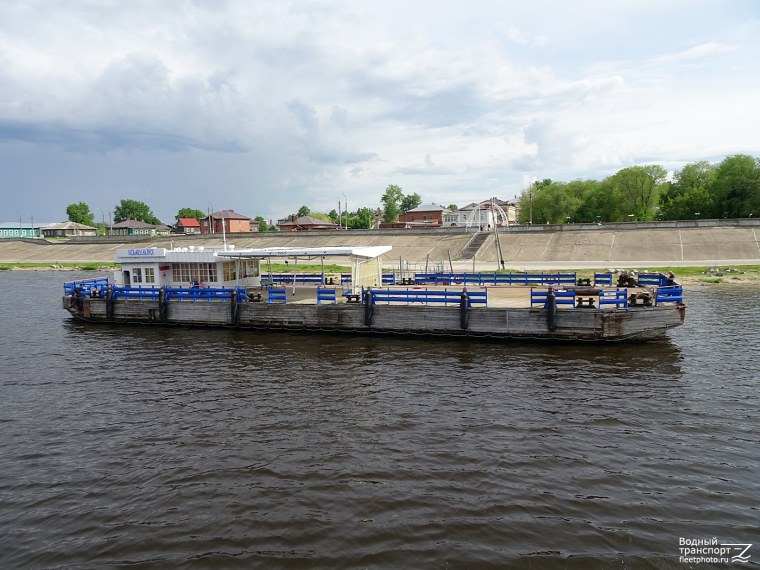 Теплоход Волга 1 Саратов