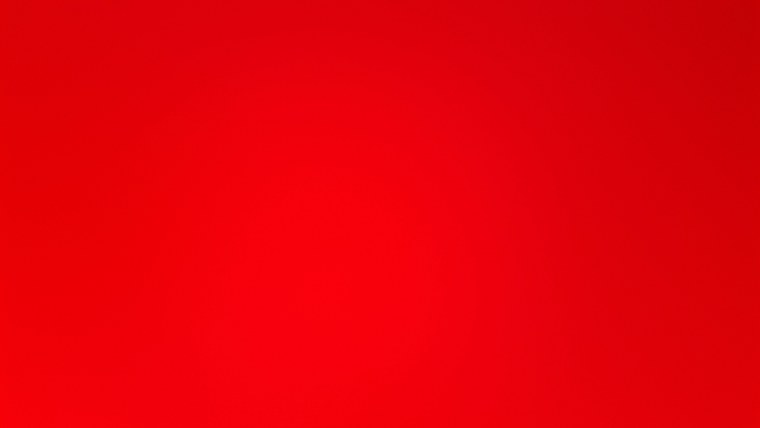 Лист красного цвета