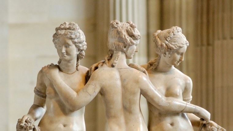 Богини древней Греции Хариты статуи