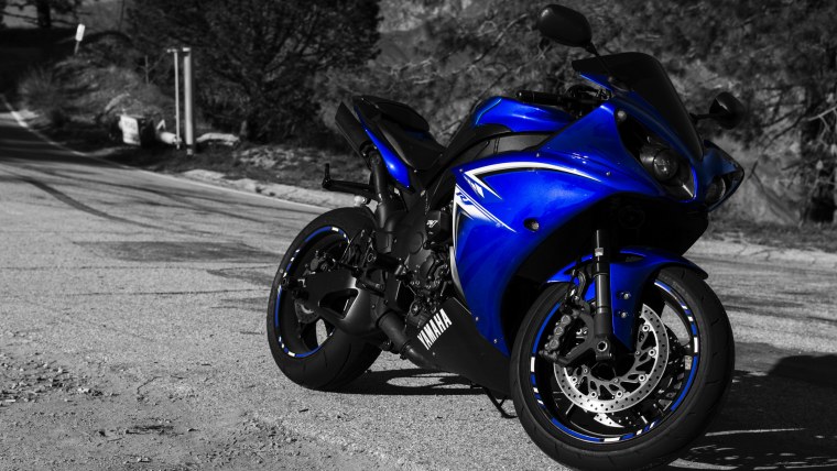 Yamaha YZF-r1 черный