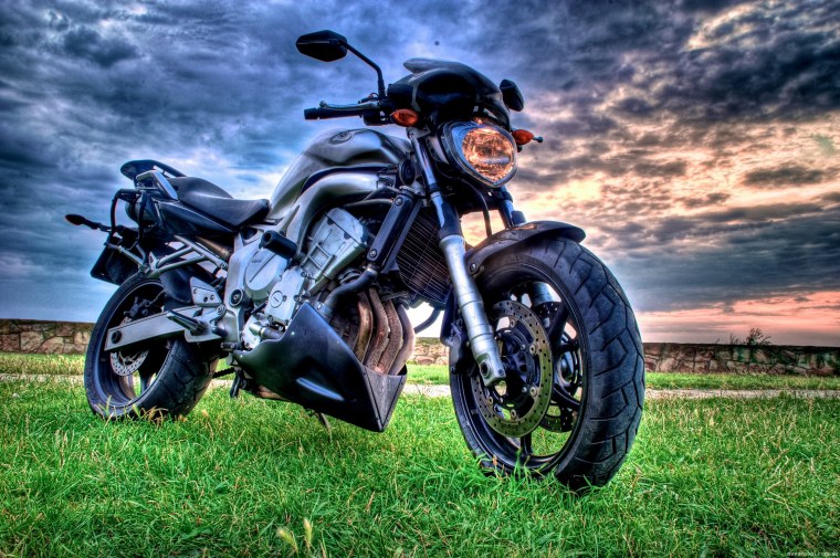 Заставка на компьютер мотоциклы