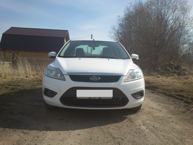 Ford Focus 2 спереди