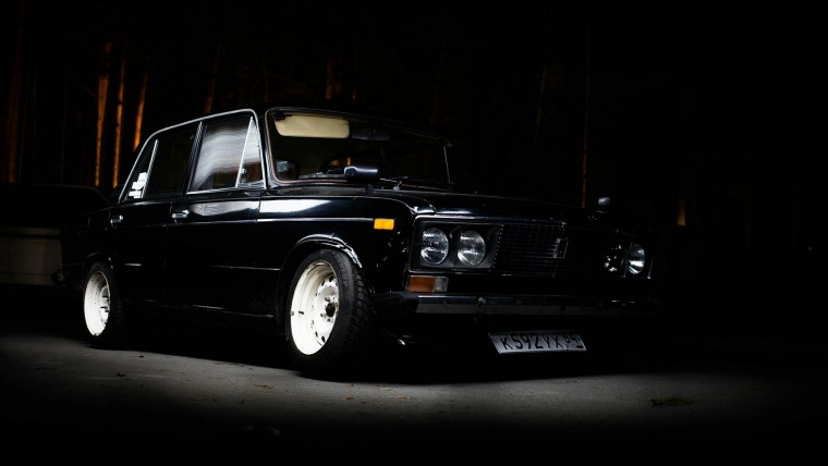 ВАЗ 2107 черная