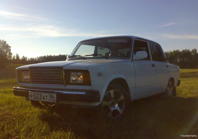 2107 Drive2 белая