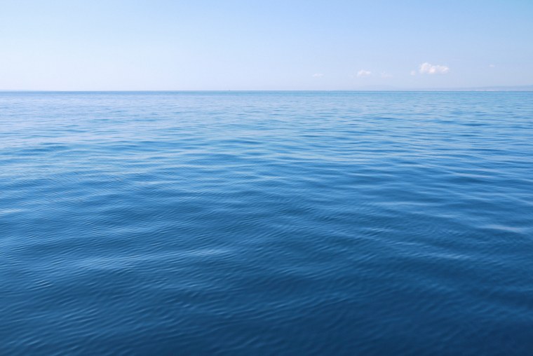 Гладь океана