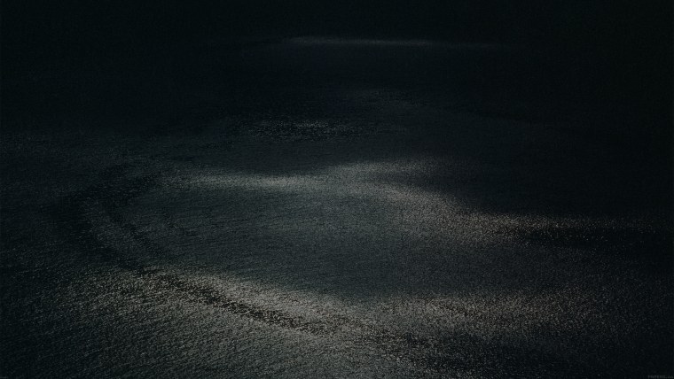 Темные обои для IPAD