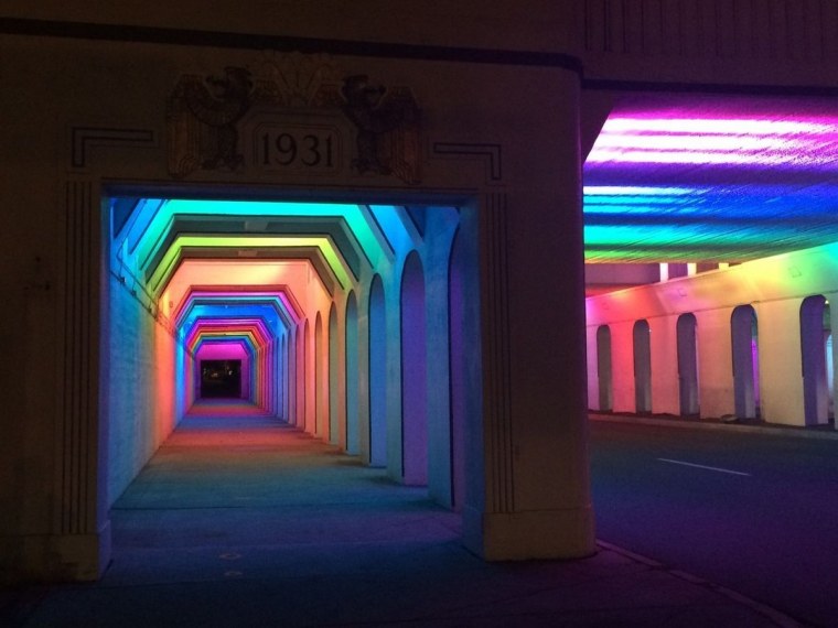 Неоновая Радужная Эстетика