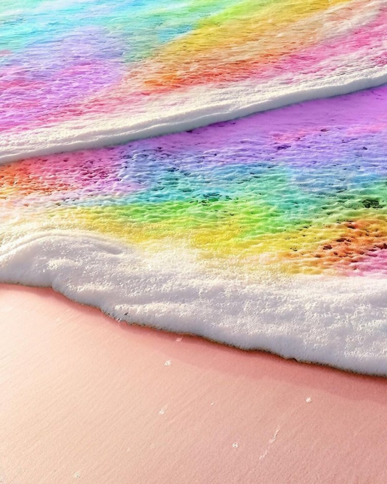 Красивые радужные вещи