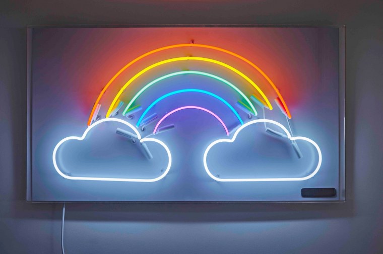 Неоновая вывеска облако