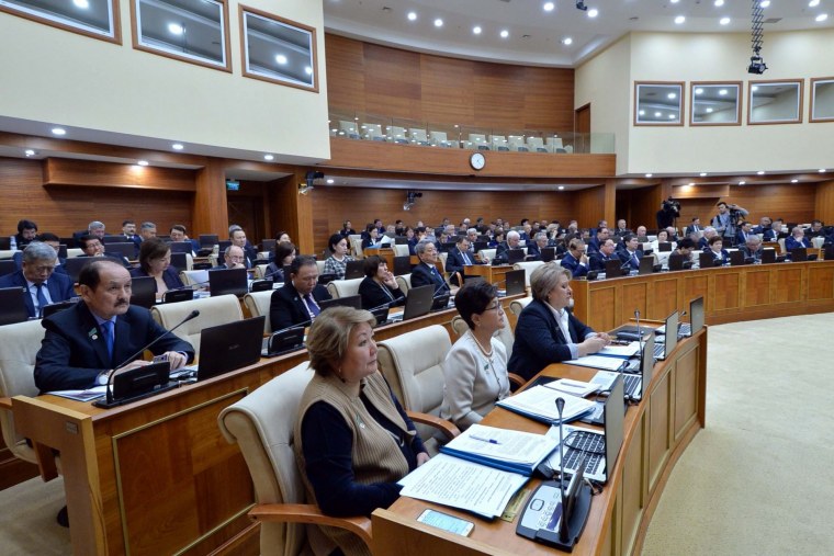 Мажилис парламента