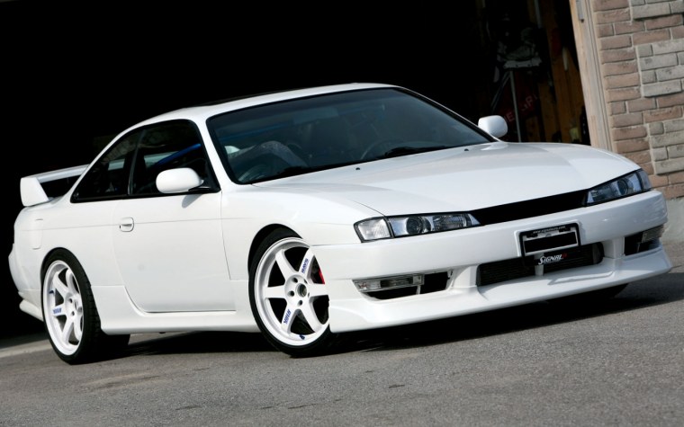 Nissan Silvia s14 белая