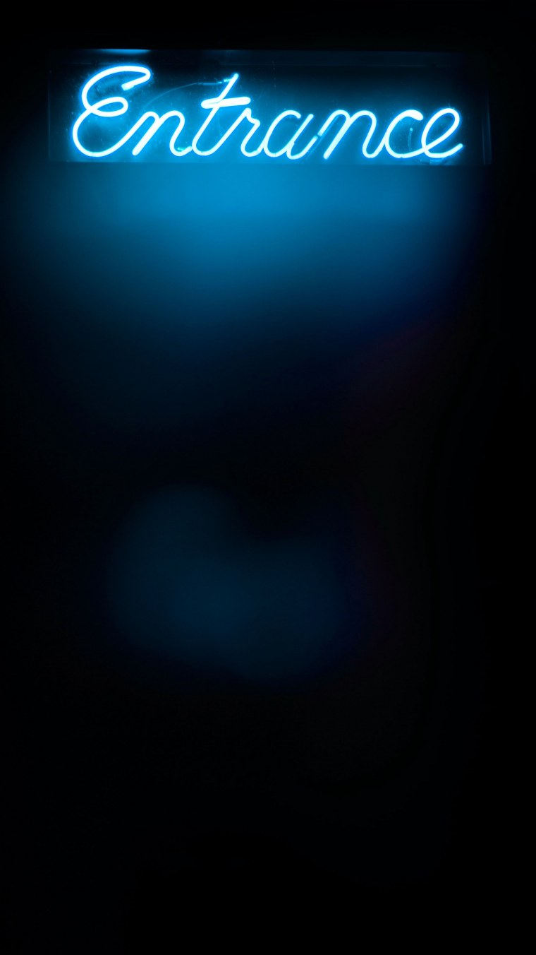 Неоновые надписи