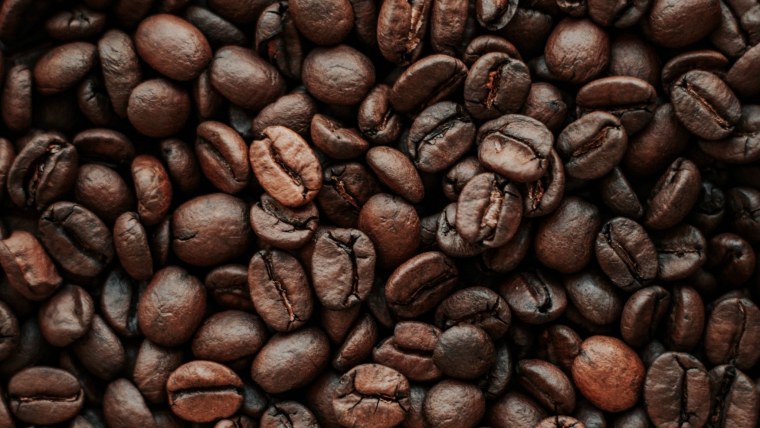 Коричневые обои на телефон