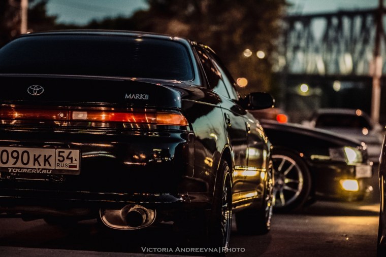 Toyota Mark 2 90 Сакура