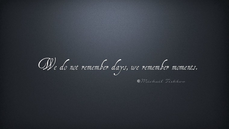 Текст на черном фоне