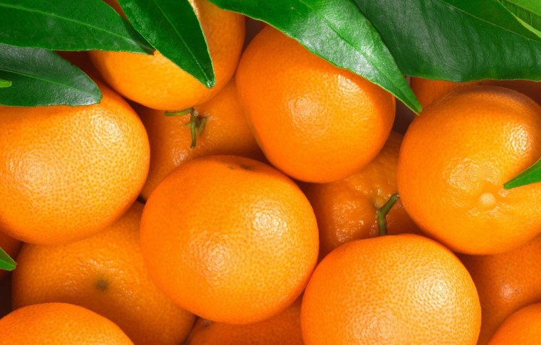 Апельсин и мандарин