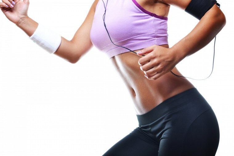 Девушка и фитнес