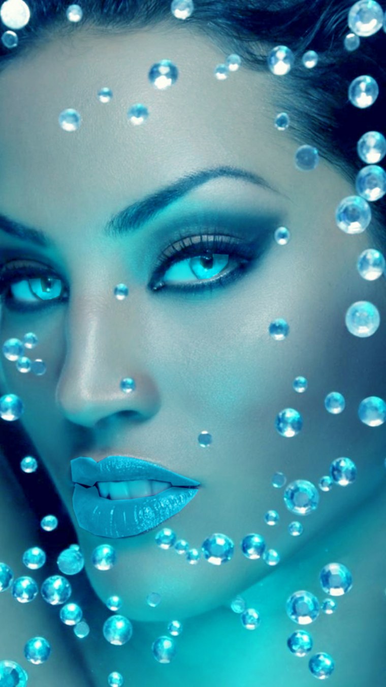 Блестящая девушка