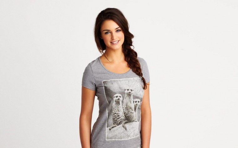 Лорен Бадд в футболках