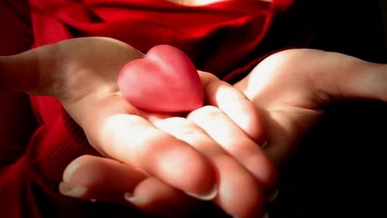 Дарю с любовью!