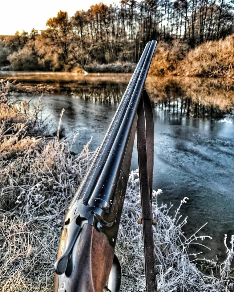 Охотничье ружье на охоте