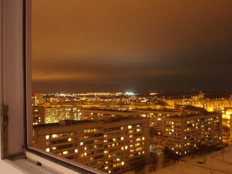 Ночной Краснодар вид из окна многоэтажки