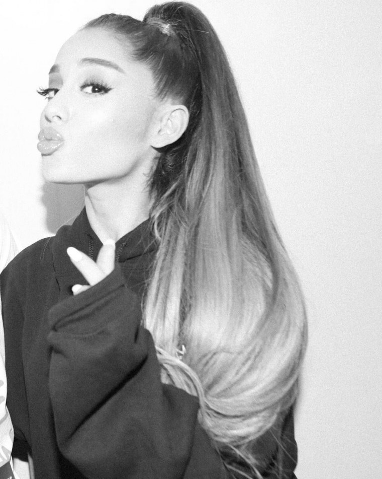 Ариана Гранде 2021