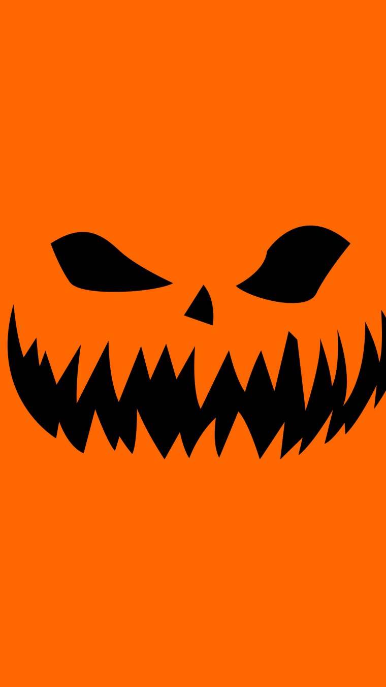 Ава на Хэллоуин