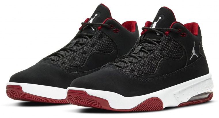 Nike Jordan Max Aura 2