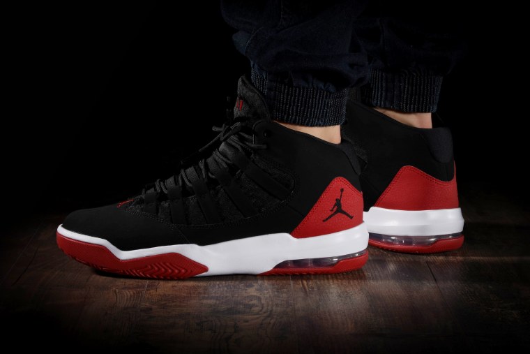 Nike Air Jordan Aura