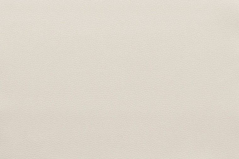 Нежный бежевый