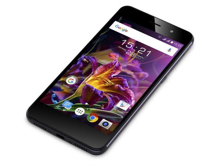 Смартфон Fly 13 fs518