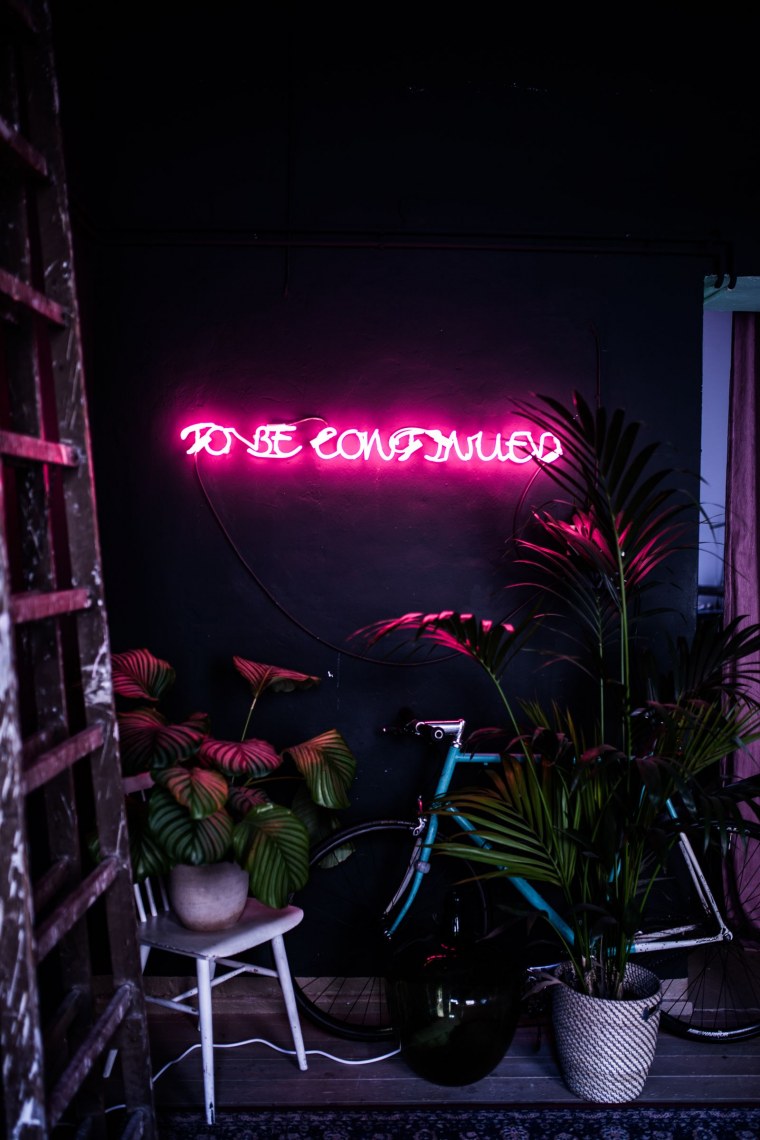 Неоновые вывески