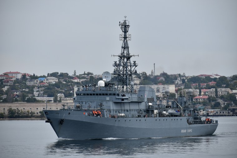 Корабль Хурс Севастополь