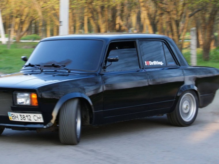 Жигули ВАЗ 2107 тонированная