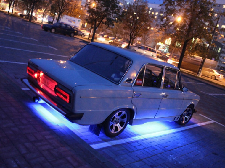 Черная Жигули 2107