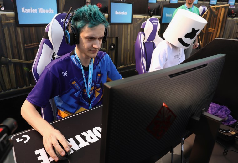 Ниндзя КИБЕРСПОРТСМЕН ФОРТНАЙТ