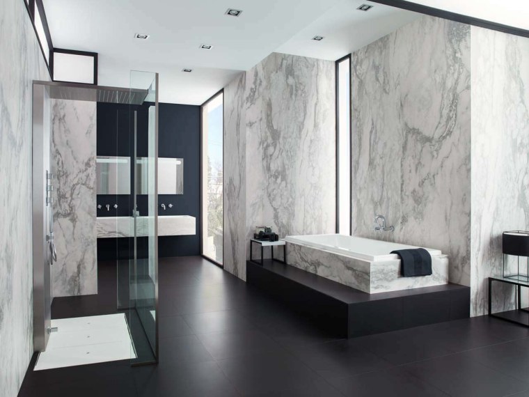 Porcelanosa Black Marble