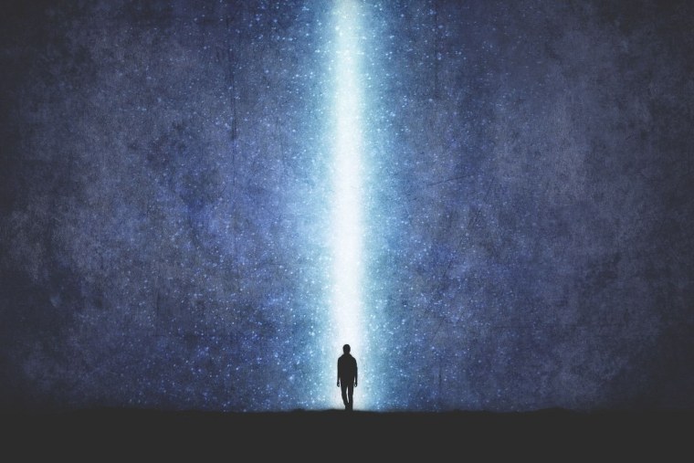 Человек в Луче света