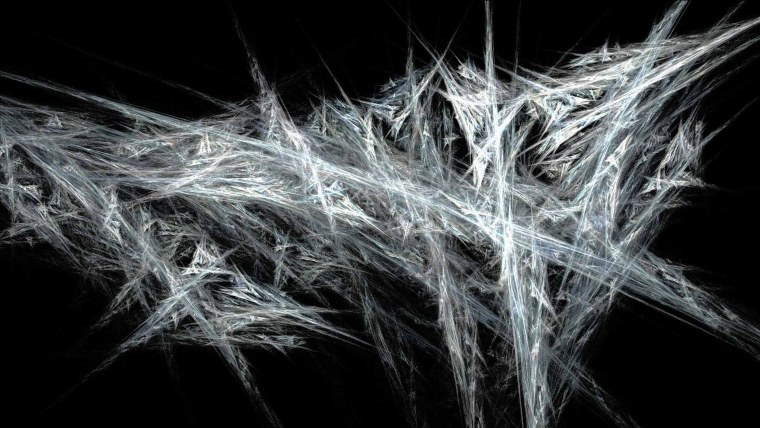 Разбитое стекло на темном фоне