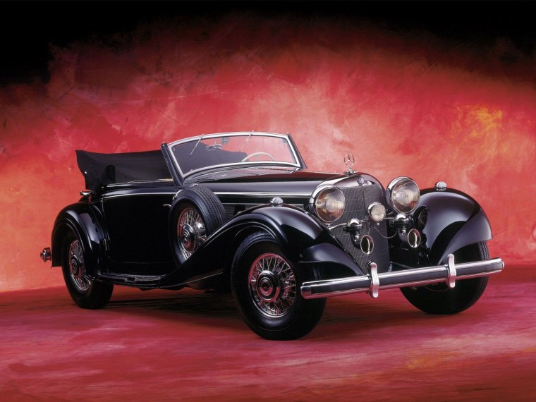 Автомобиль Mercedes Benz 540k