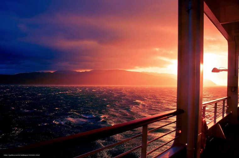 Вид с балкона на закат